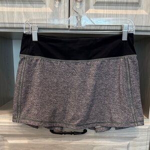 lululemon athletica Black and Gray Heathered Pace Rival skirt